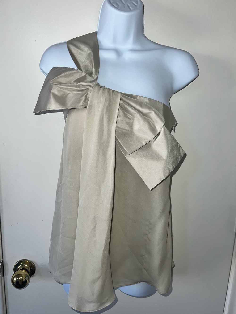 Silk One-Shoulder Bow Detail Top in Champagne
